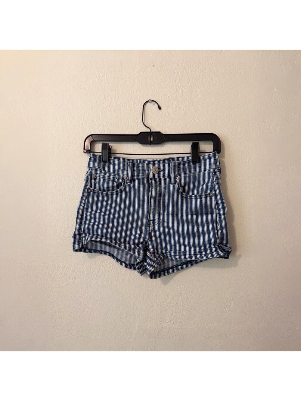 American Eagle Women's Blue Shorts